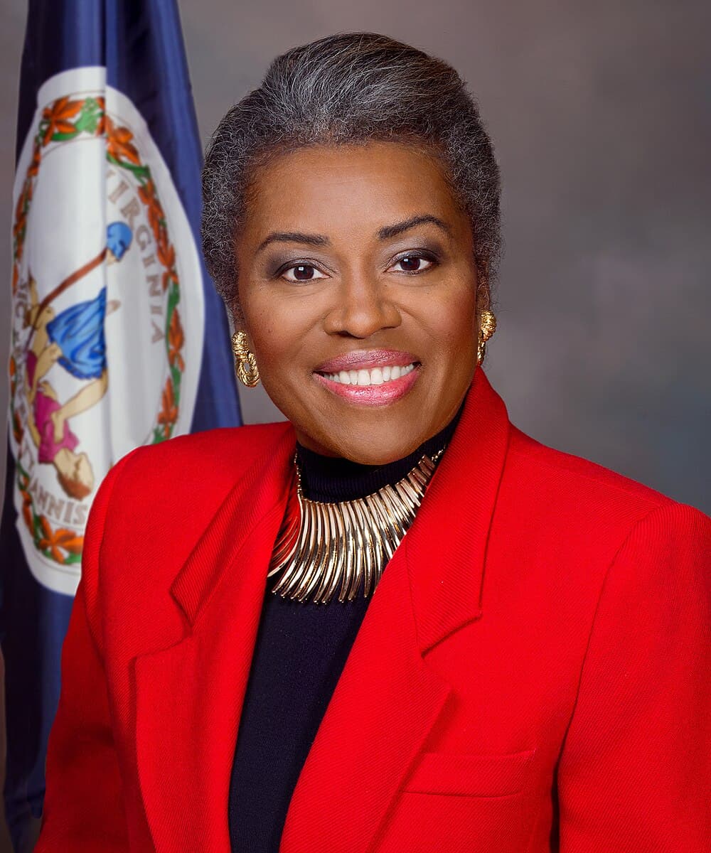 Winsome Earle-Sears Celebrates America's Opportunities